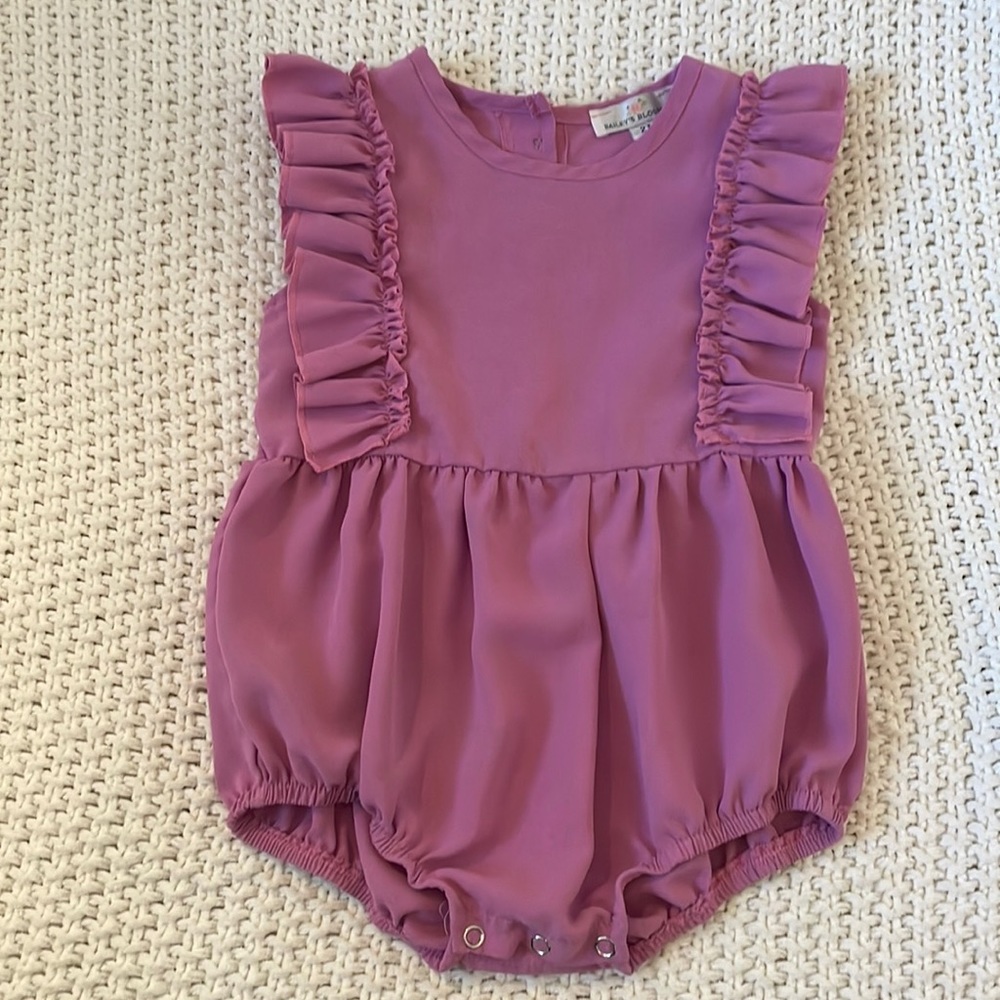 BAILEY’S BLOSSOMS MADELINE RUFFLE FRONT BUBBLE ROMPER